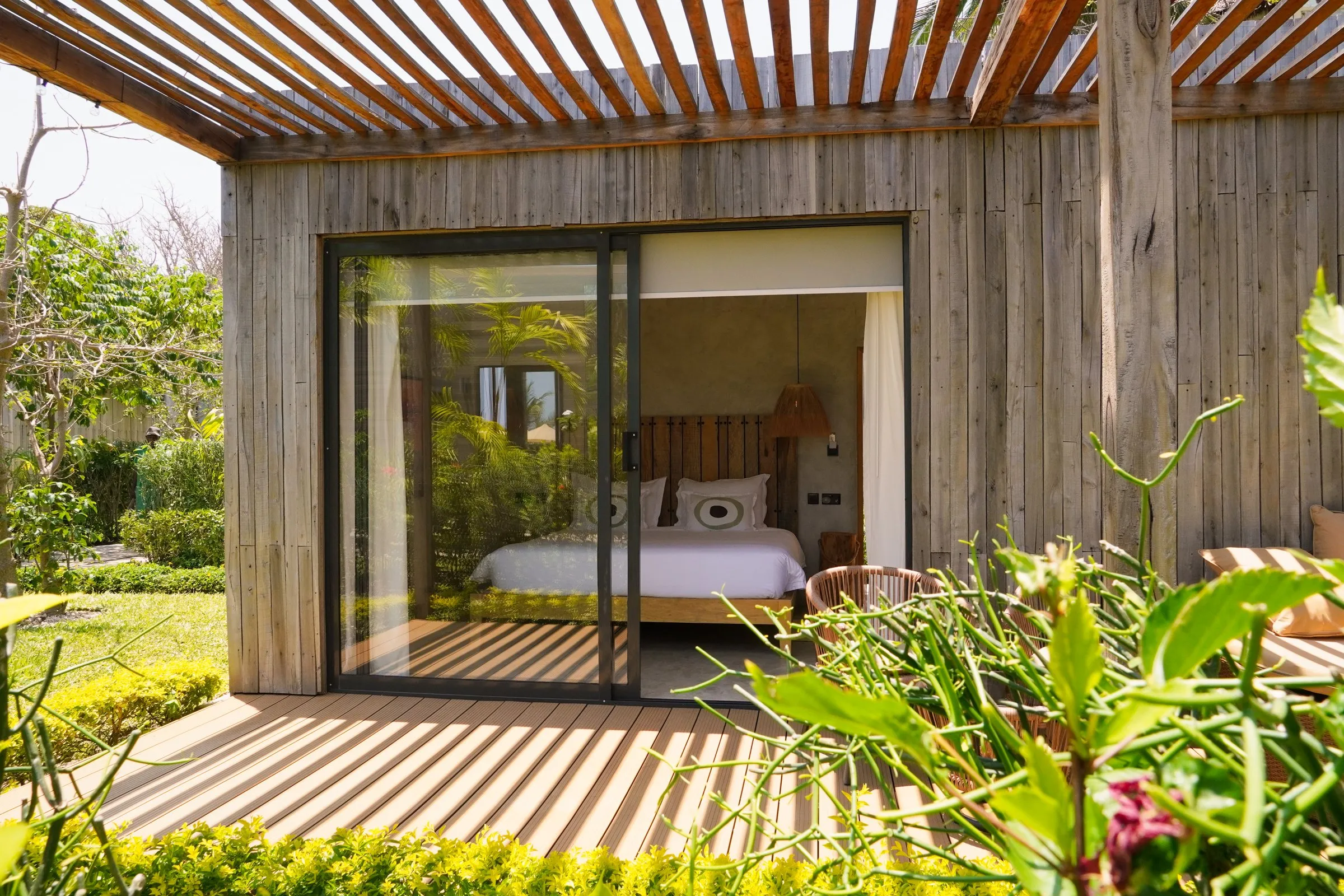 The Superior Comfort Cabin, detail
